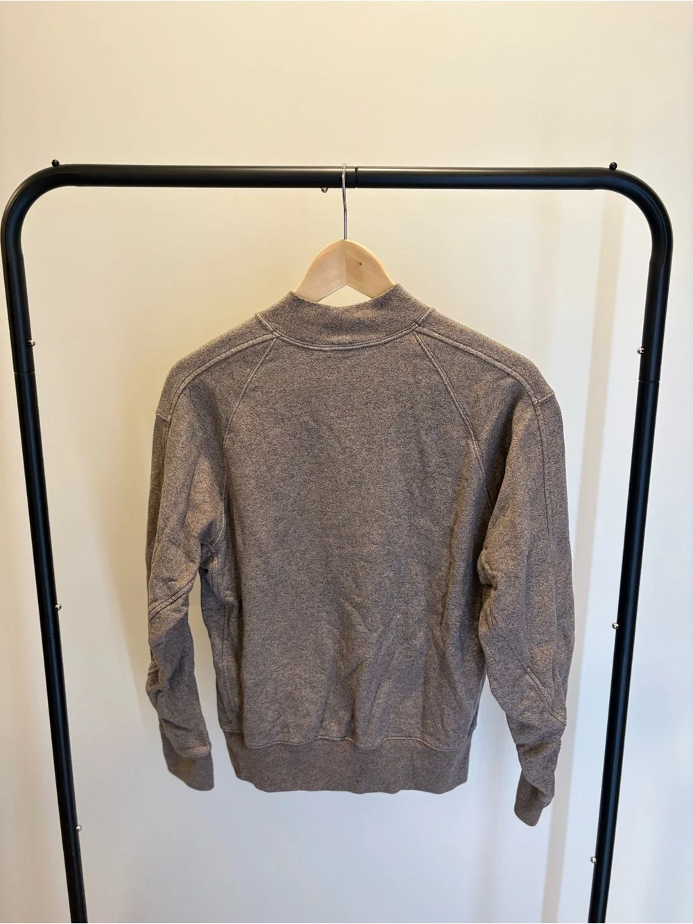 Uniqlo Unisex Crewneck Sweater in Taupe